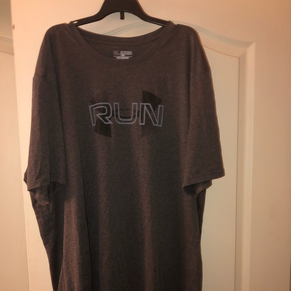 Under Armour Men's shirt 👕